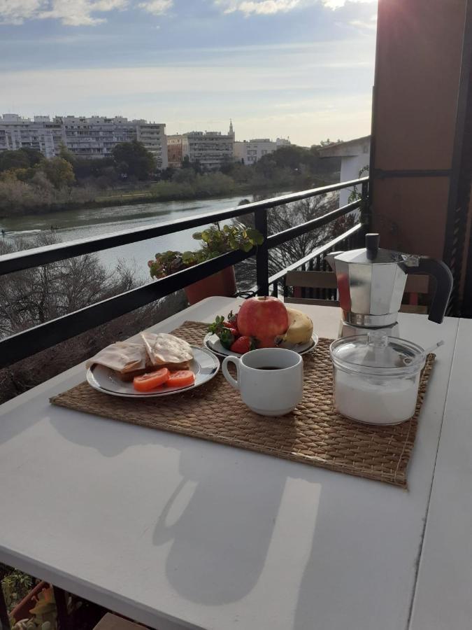 Apartamento Con Vistas Al Rio Guadalquivir En Triana, Sevilla エクステリア 写真